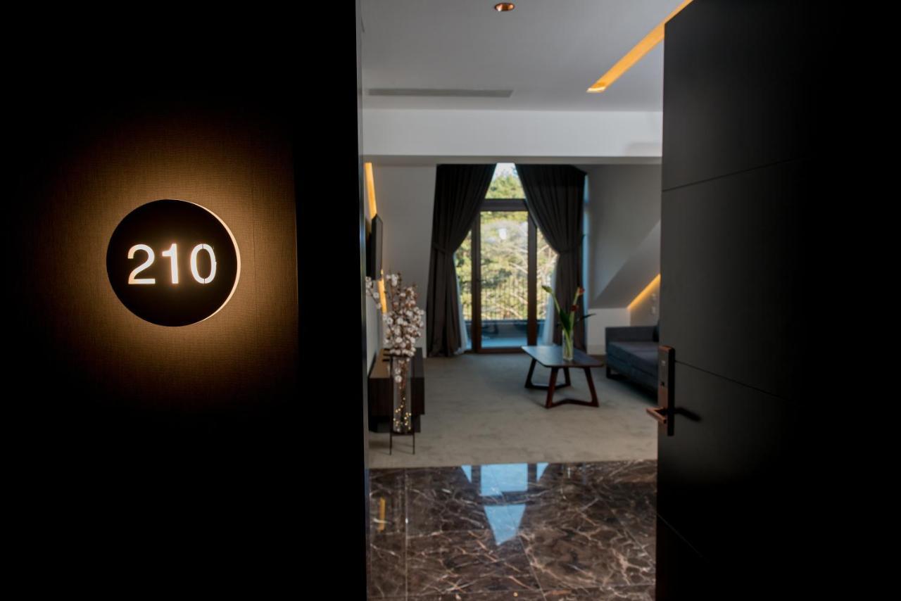 Hotel Crni Vrh Divčibare Kültér fotó